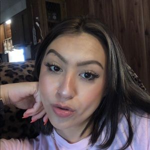 Meet your Posher, Gena